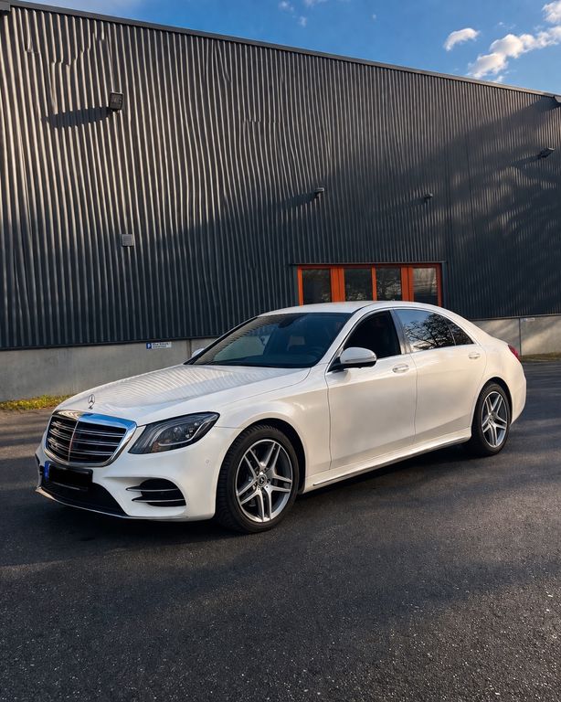 Image of Mercedes-Benz S 400