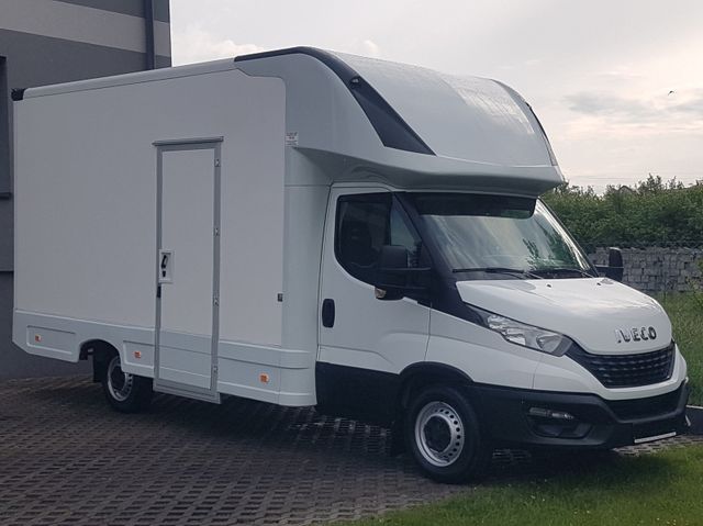Iveco DAILY BOX NISKOPODŁOGOWY FOODTRUCK 4,43×2,23×2,4