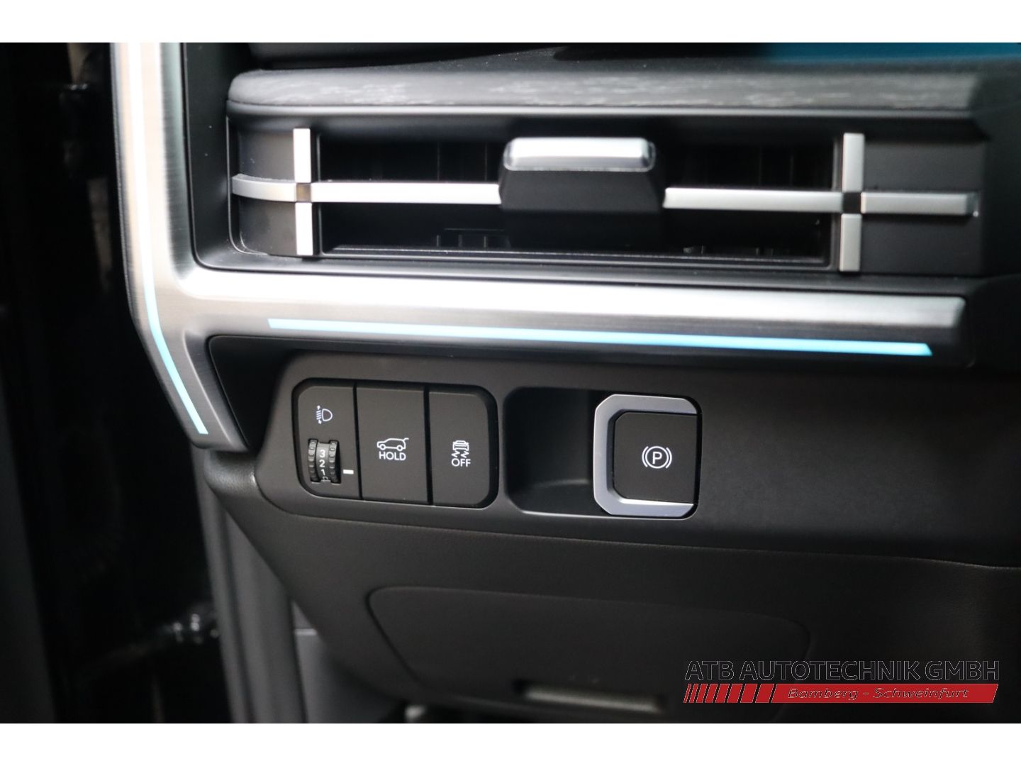 Fahrzeugabbildung Hyundai SANTA FE Signature 5-Sitzer 1.6l Hybrid 2WD Navi