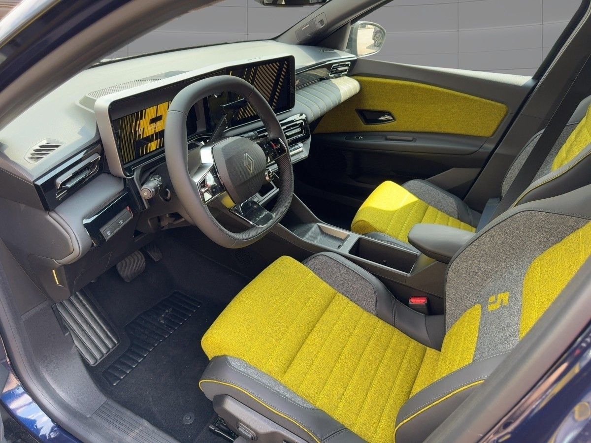 Fahrzeugabbildung Renault R 5 E-Tech elektrisch Iconic 150 Comfort Range