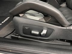 BMW M4 Competition / 510PS / SCHALENSITZE / CARBON/ BMW M4 Competition / 510PS / SCHALENSITZE / CARBON/