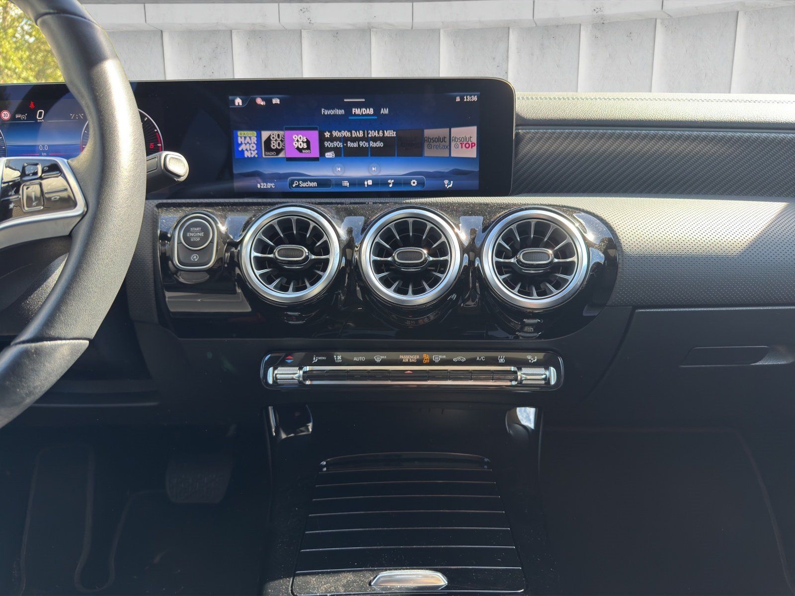Mercedes-Benz CLA 220 d SB Night Panorama Burmester Sthz DIS foto 15