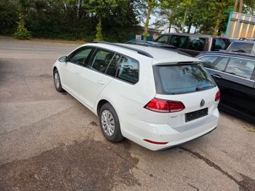 Volkswagen Golf - 5