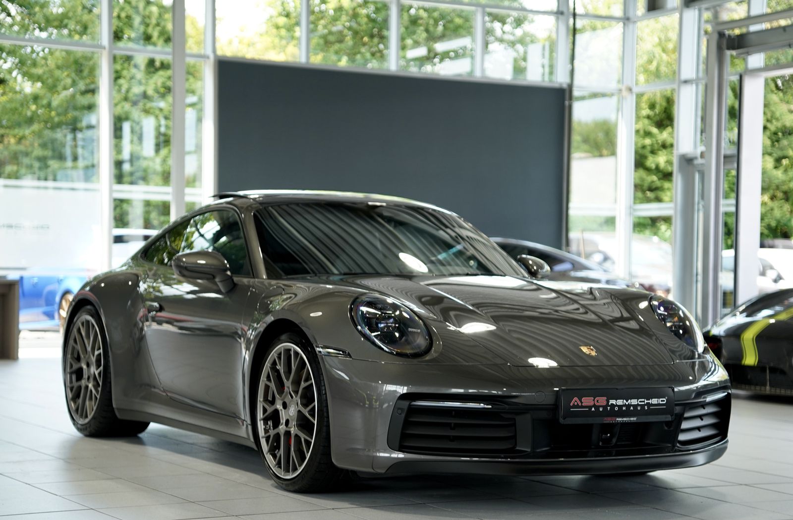 Porsche 992