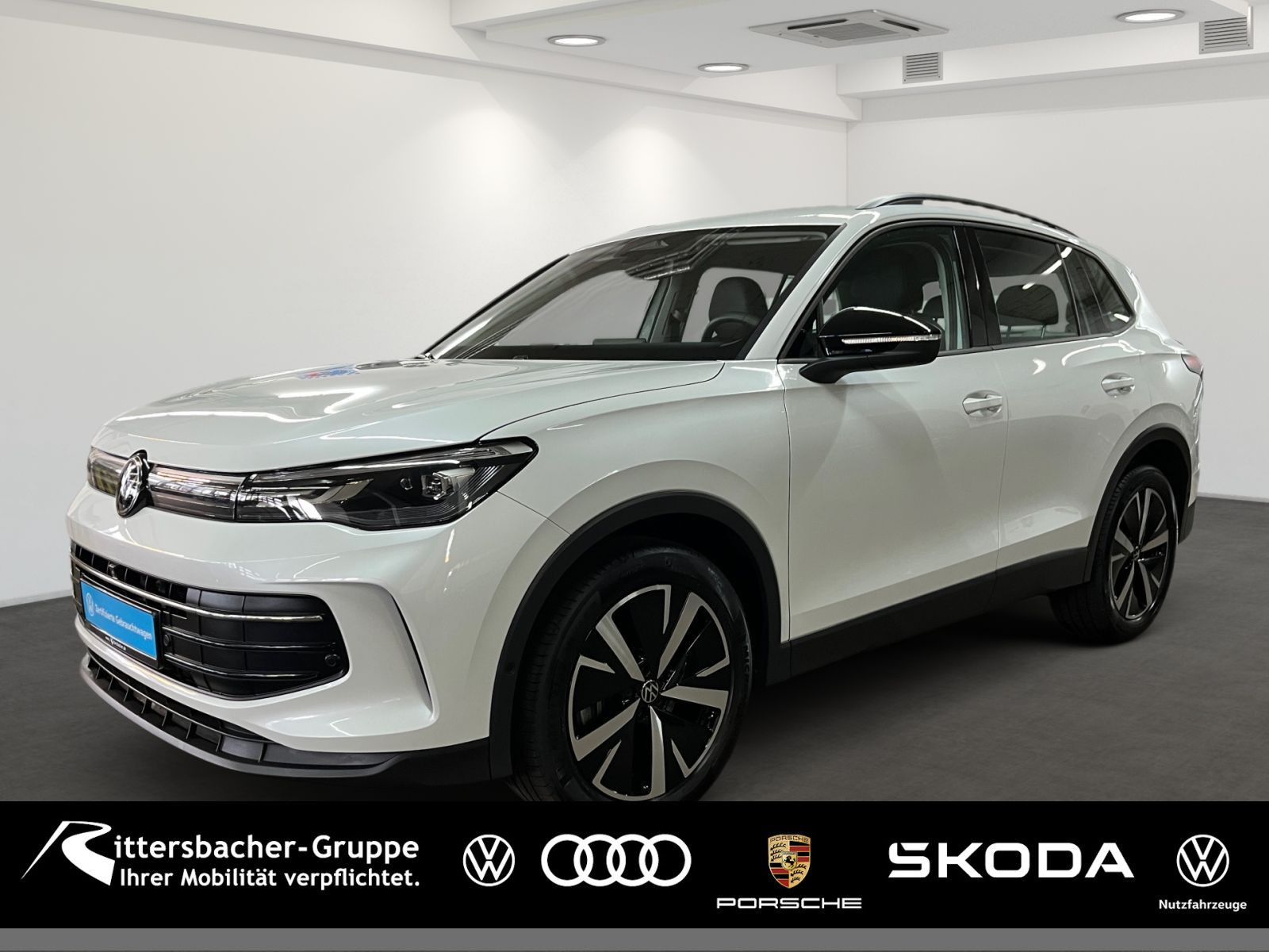 Volkswagen Tiguan GOAL 2,0 TDI DSG Navi AHK RFK foto 1