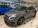 Mercedes-Benz A 180 Rückfahrkamera Navi Leder XENON Kamera - gebrauchte Mercedes-Benz A 180 aus dem Jahr 2012