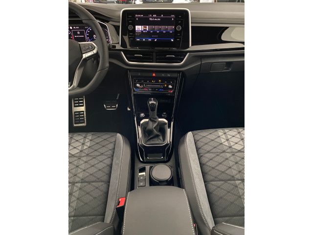 T-Roc R-Line 1.5 TSI DSG PANO+AHK+NAVI