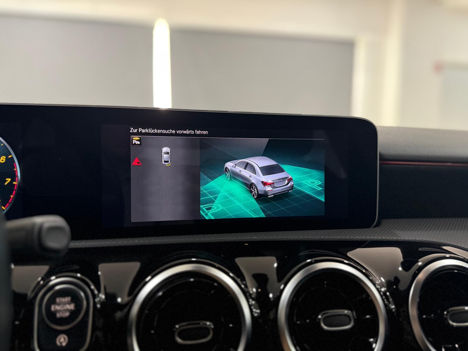Mercedes-Benz A 250 7G LIMO AMG-LINE*WIDESCREEN*LED*SPURH*SHZ*