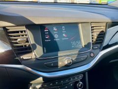 Fahrzeugabbildung Opel Astra 1.2 Design&Tech AAC SHZ NAVI KAMERA ALU