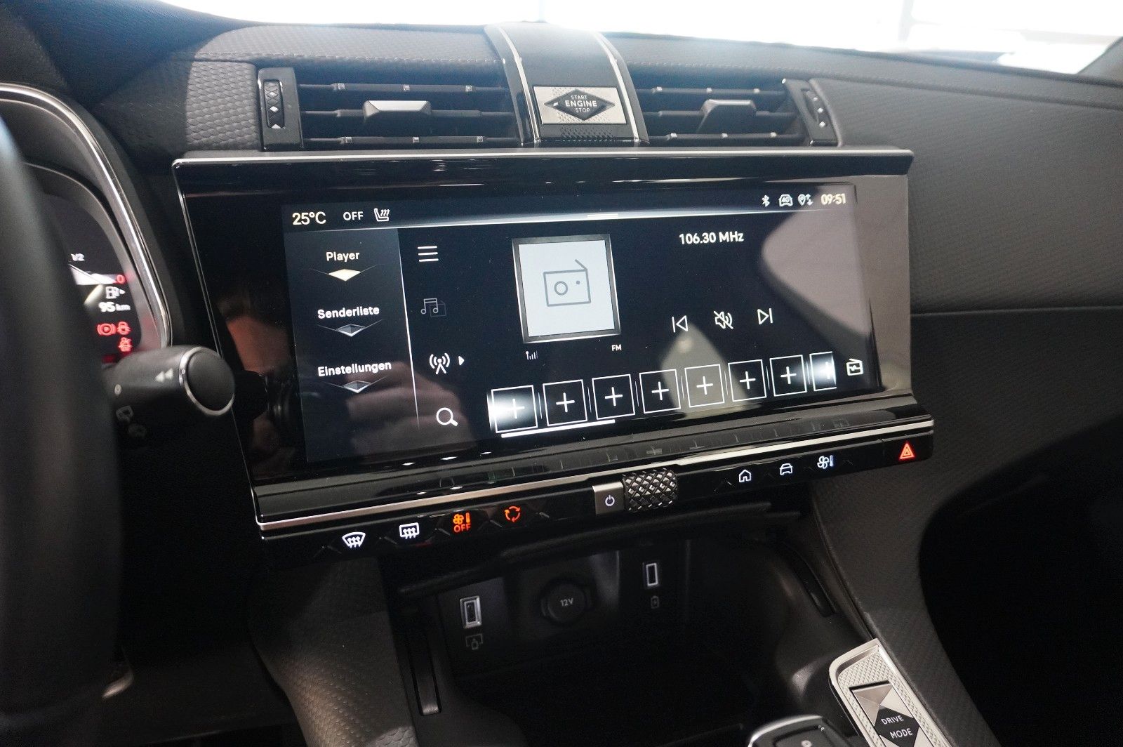Fahrzeugabbildung DS Automobiles DS7 (Crossback) 1.5D BASTILLE+ NAVI/LED/360°/DAB