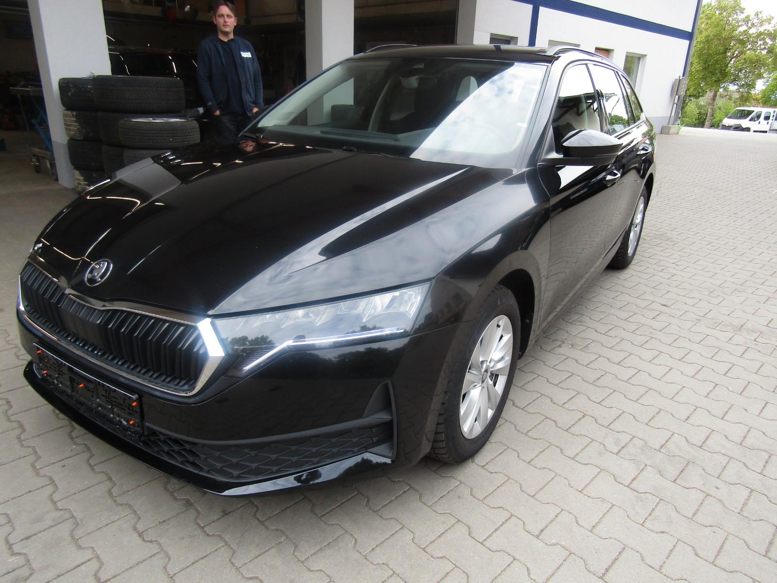 Skoda Octavia  1.5 TSI  mHEV  110 kW   virtual Cockpit