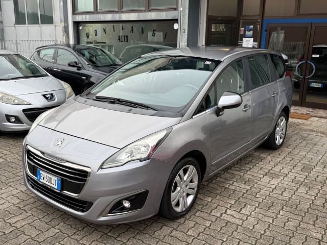 Peugeot 5008 1.6 HDi 115CV 7 POSTI