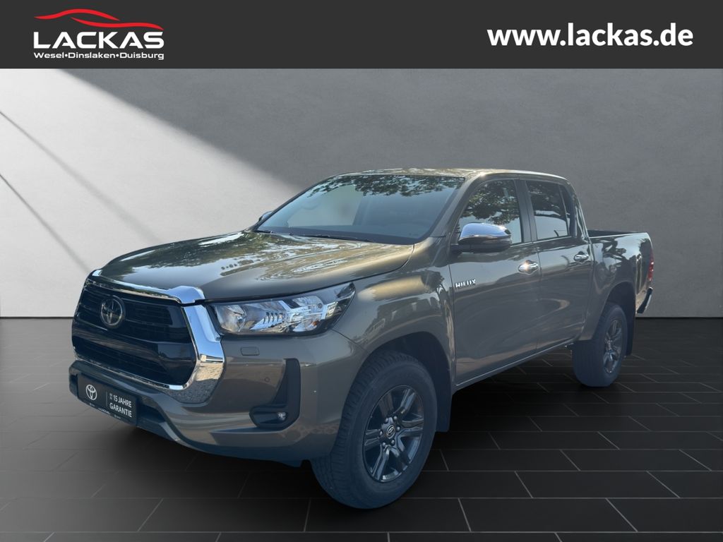 Toyota Hilux Double Cab Comfort 4x4 Smart Connect+ & Pa