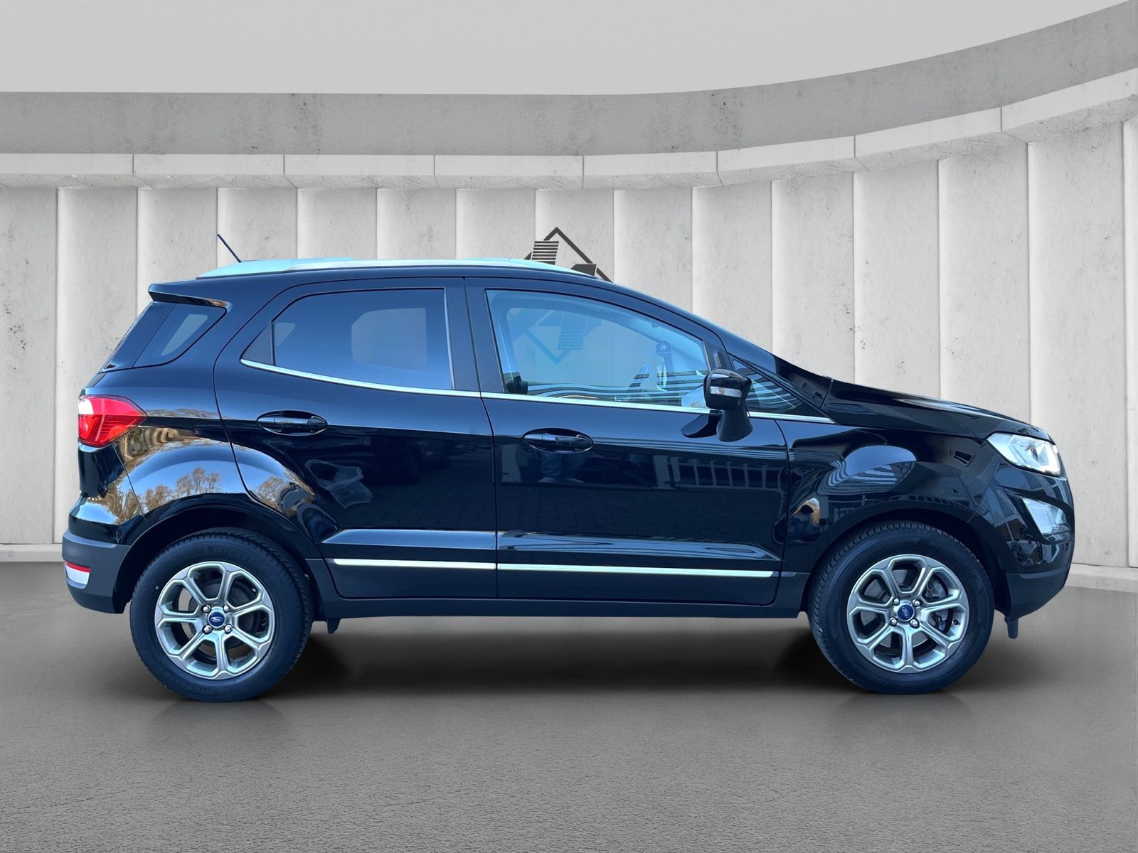 Fahrzeugabbildung Ford EcoSport **Automatik*PDC*Navi*SHZ*LHZ*SYNC**