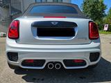 MINI Cooper S Cabrio JCW Kit  - weiße MINI Cooper S Cabrio