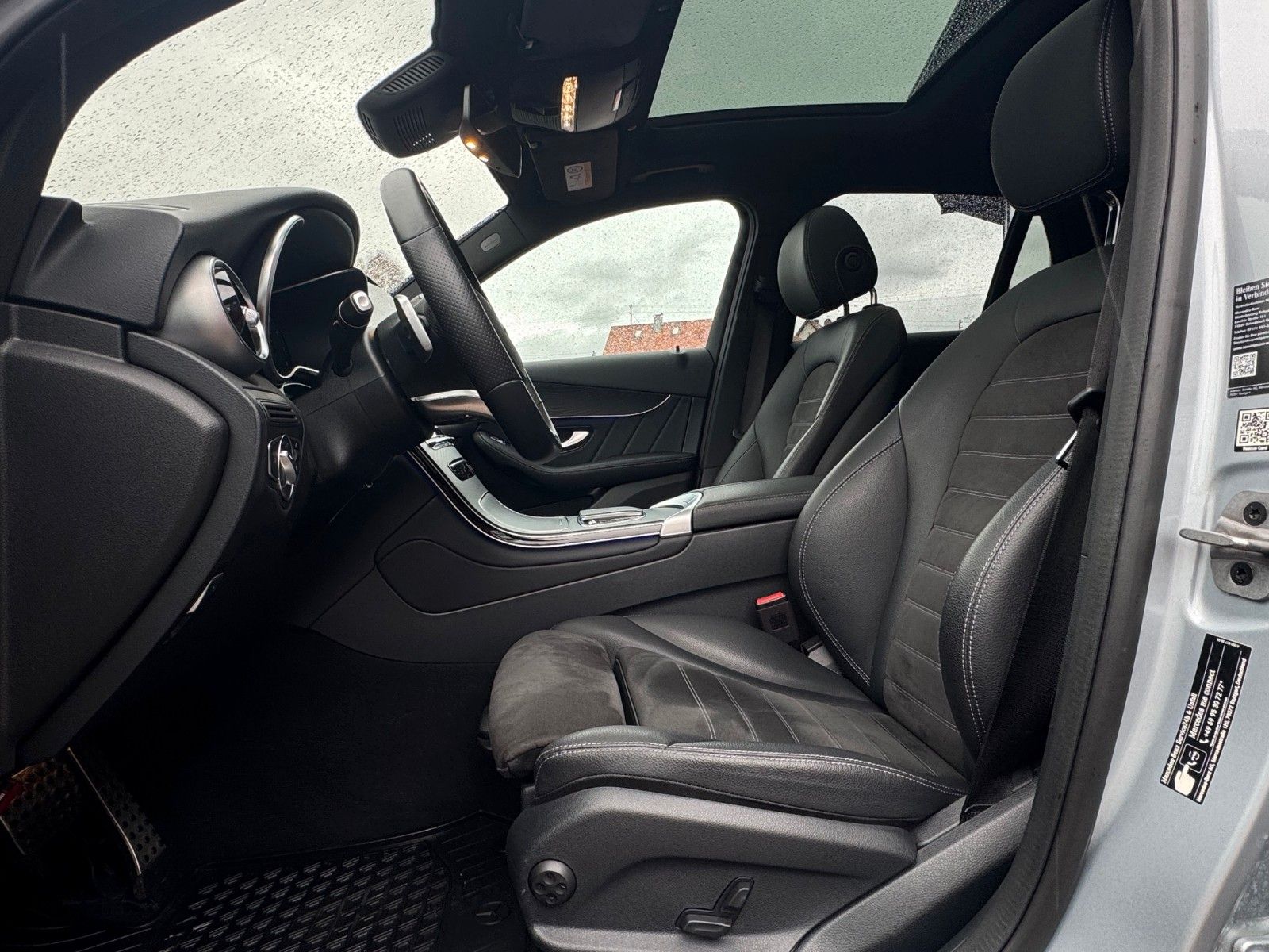 Fahrzeugabbildung Mercedes-Benz GLC 200 4Matic/ Panorama/ Virtual/ Ambientelight