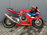 Honda CBR1000RR-R Fireblade SP - HONDA CBR1000RR FIREBLADE SP