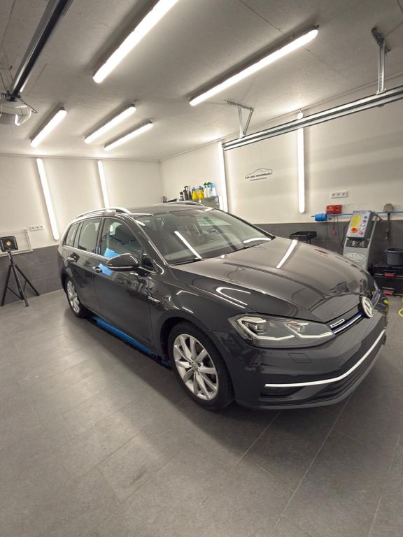 Image of Volkswagen Golf