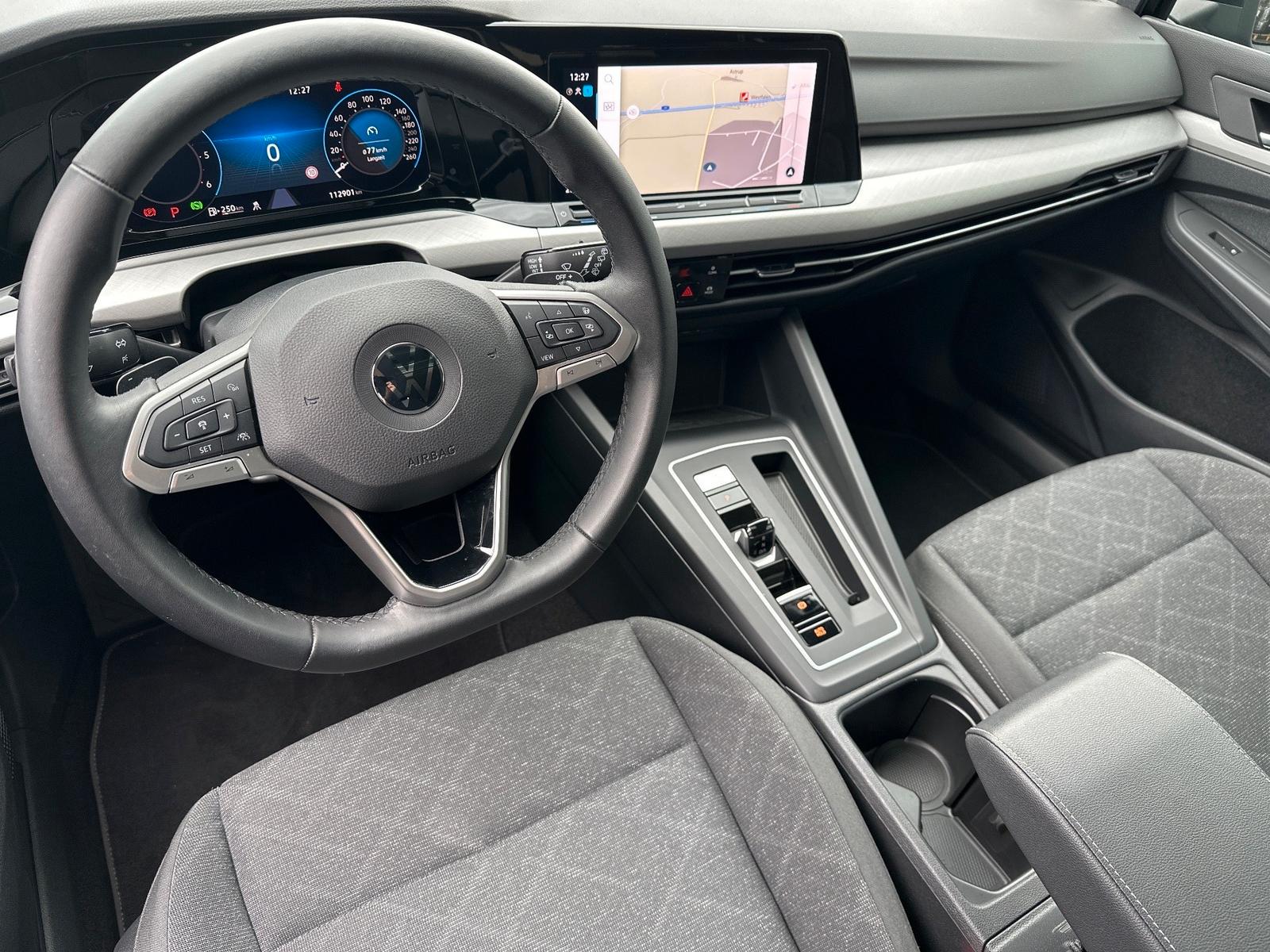 Volkswagen Golf 2.0 TDI DSG Life NAV+LED+PANO+AHK+STHZ+HUD, миниатюра 9