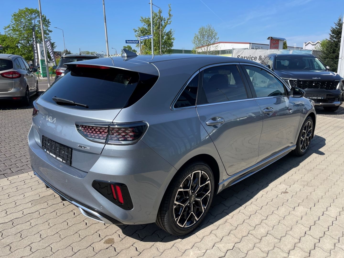 Fahrzeugabbildung Kia Ceed GT Line LED JBL Kamera totWinkAss Memory