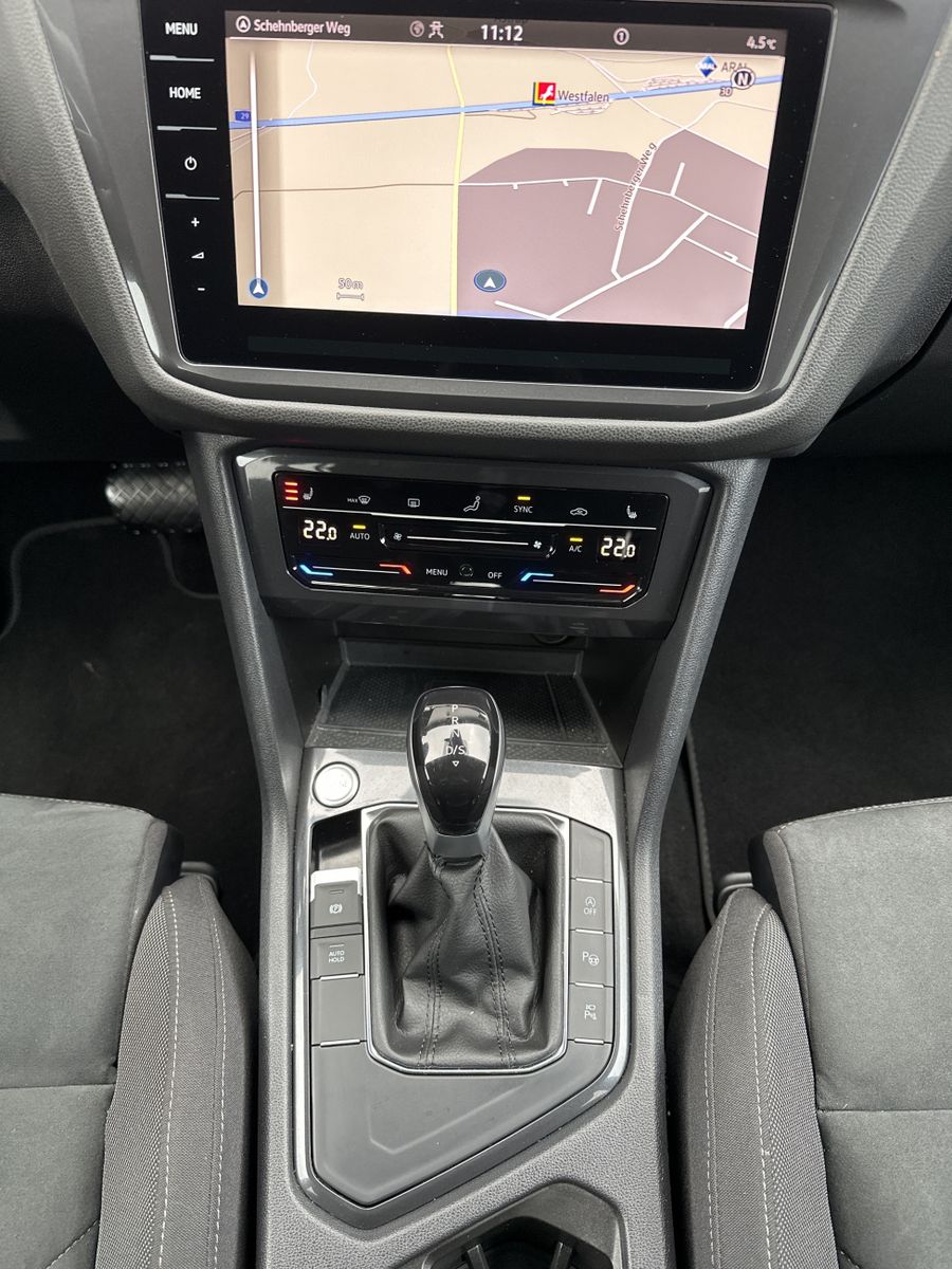Fahrzeugabbildung Volkswagen Tiguan Allspace 2.0 TDI DSG Life NAV+LED+ACC+HUD