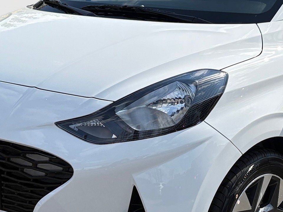 Fahrzeugabbildung Hyundai i10 1.0i 63PS Trend Komfort