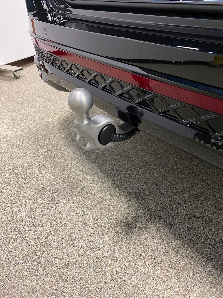 Fahrzeugabbildung Volkswagen Passat Variant 1.5 TSI R-Line+NAVI+MATRIX+AHK+