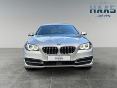 Fahrzeugabbildung BMW 530d Touring xDrive AHK NAVI ACC BIXENON