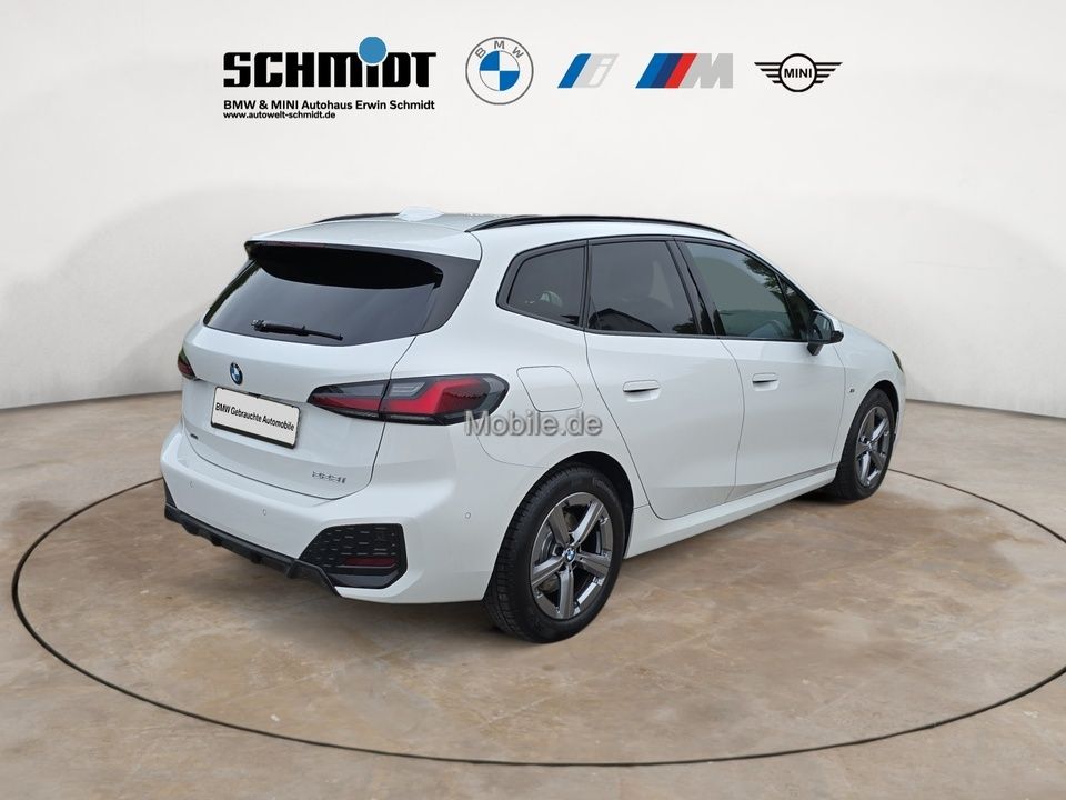 BMW 223 Active Tourer - Bild 7
