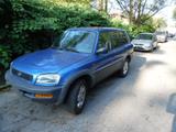 Toyota RAV 4 - 5 Türer Allrad - Toyota RAV 4 aus 1997