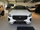Volvo XC60 T8 AWD Plug-In Hybrid Ultra Black Edition - Neuwagen in Dresden