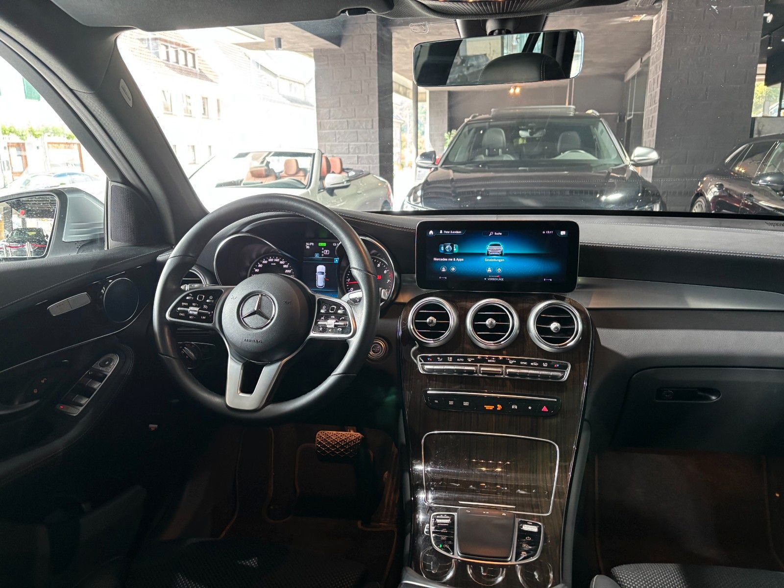 Fahrzeugabbildung Mercedes-Benz GLC 200 4Matic /MULTIMEDIA MBUX/KAMERA/SHZ