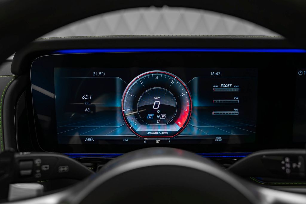 G 63 AMG 4×4² BRABUS 800 NEW AXLE FULL CARBON - Bild 25