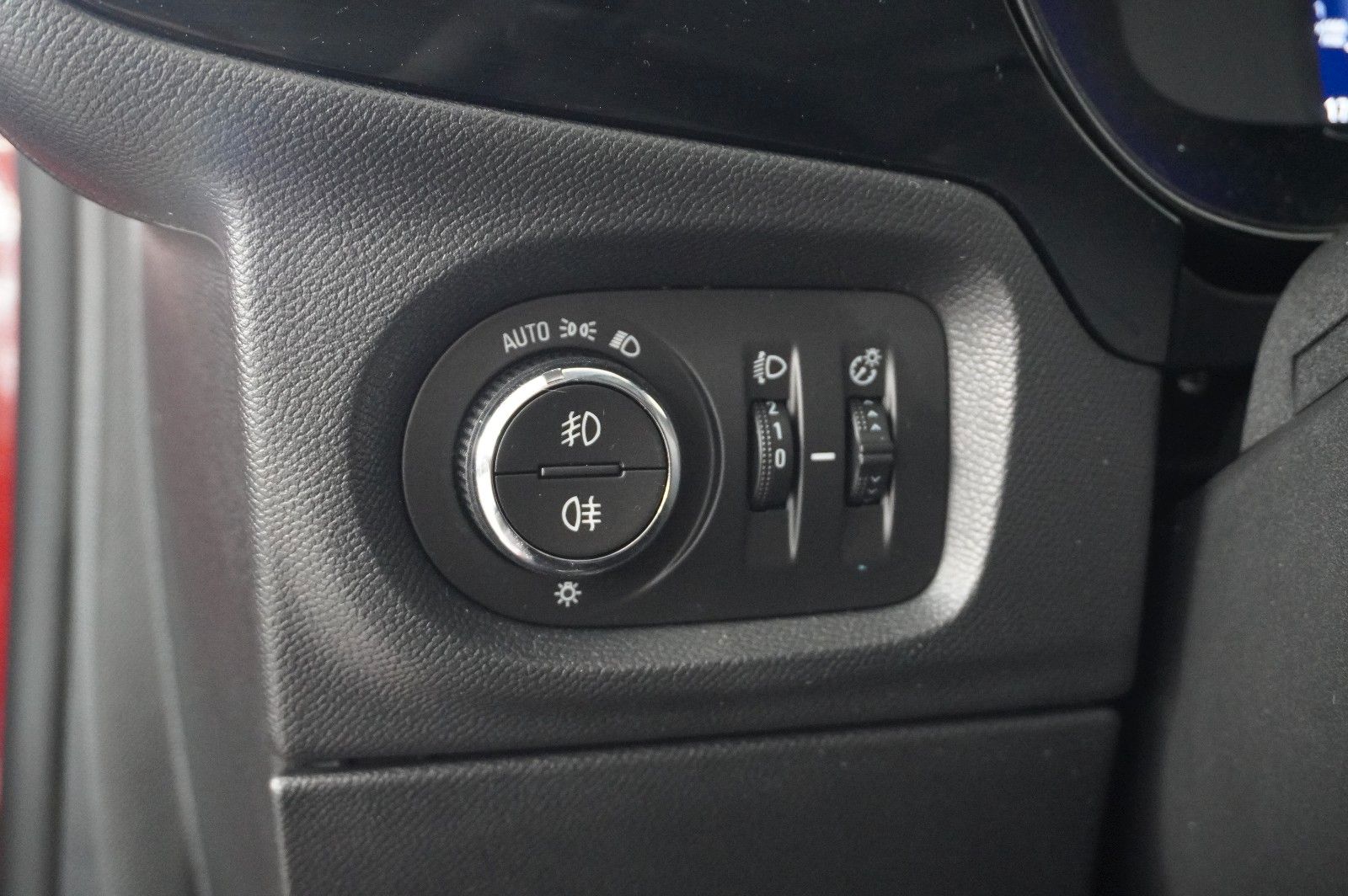 Fahrzeugabbildung Opel Corsa F 1.2 FACELIFT NAVI/LED/KAMERA/VIRTU./DAB+