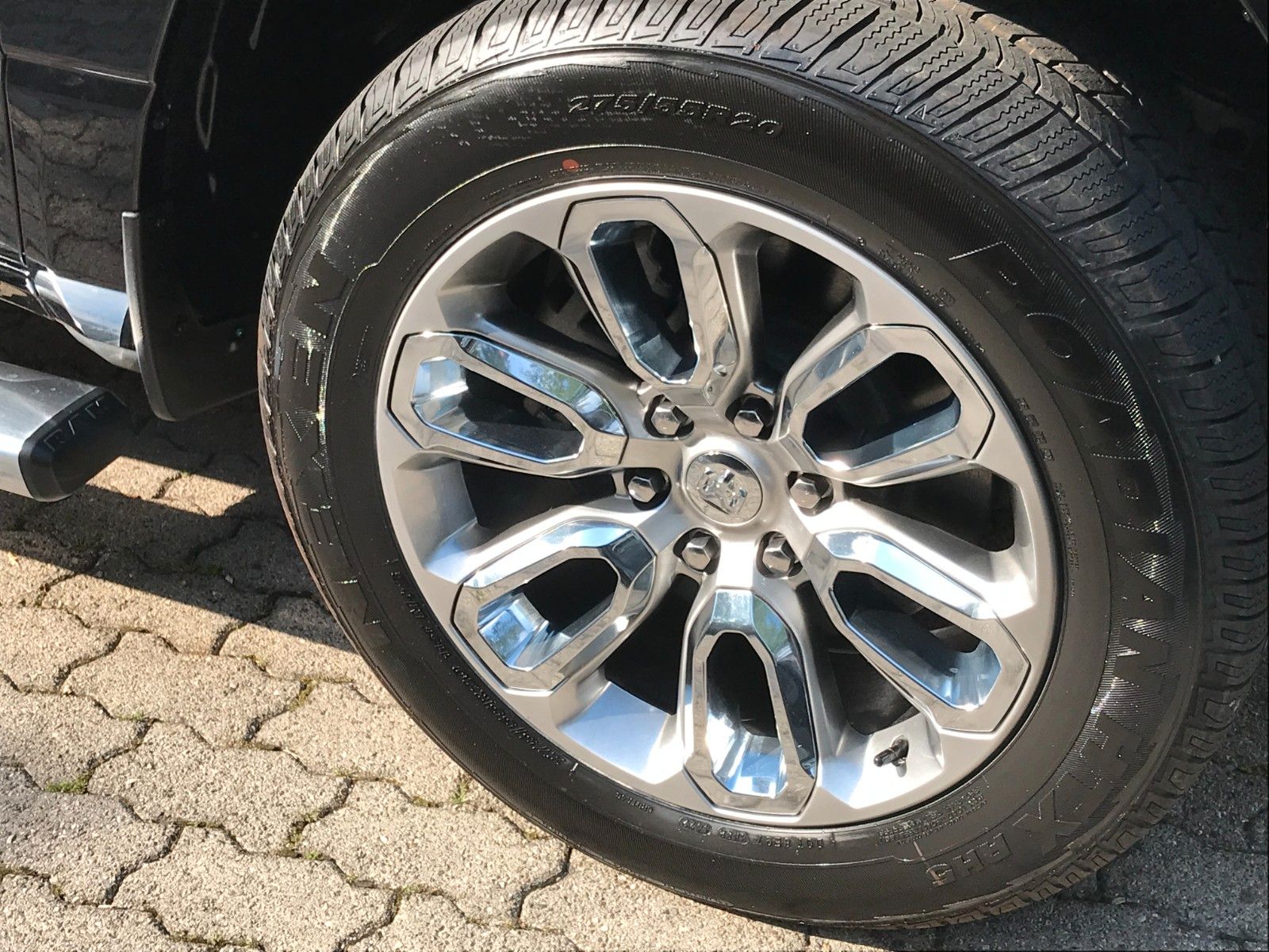 Fahrzeugabbildung Dodge RAM 1500 Laramie Sport *LPG*AHK*Navi*MY23