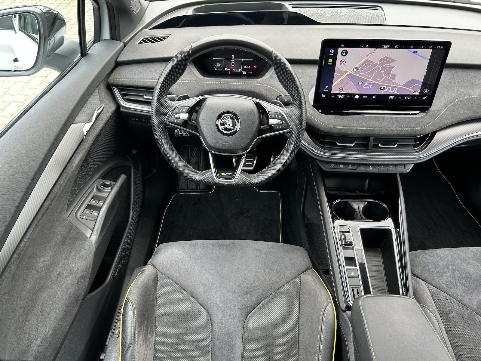 Skoda Enyaq RS 4x4 Lounge WÄRMEPUMPE CANTON 82kWh AHK foto 20