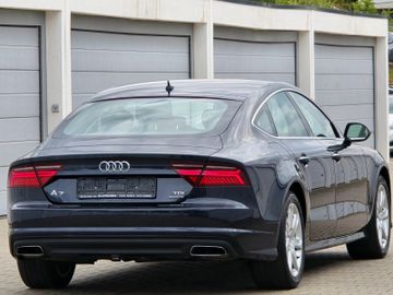 Audi A7 - 7