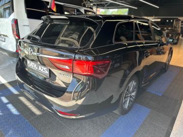 Toyota Avensis - 5