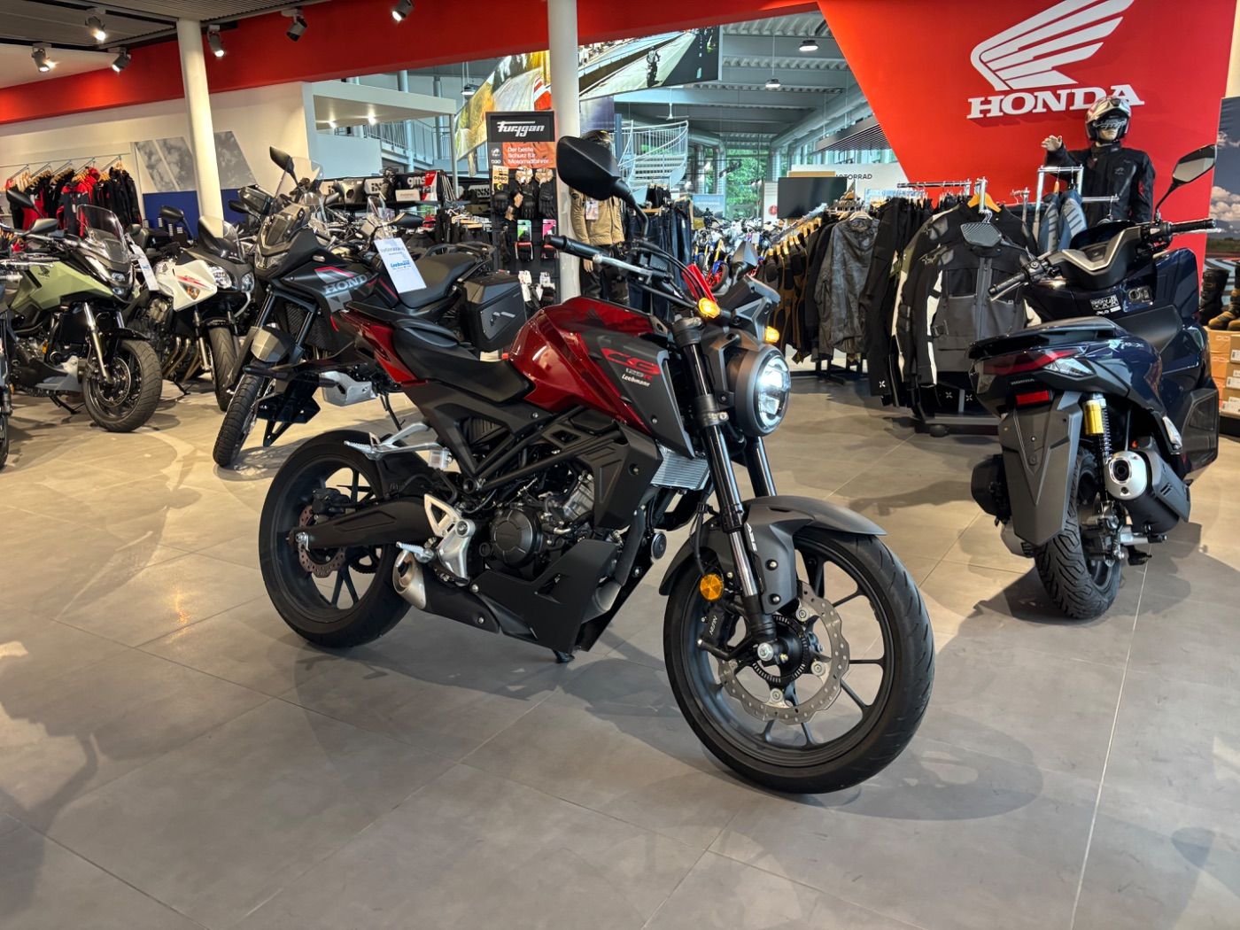Fahrzeugabbildung Honda CB 125 R 2025