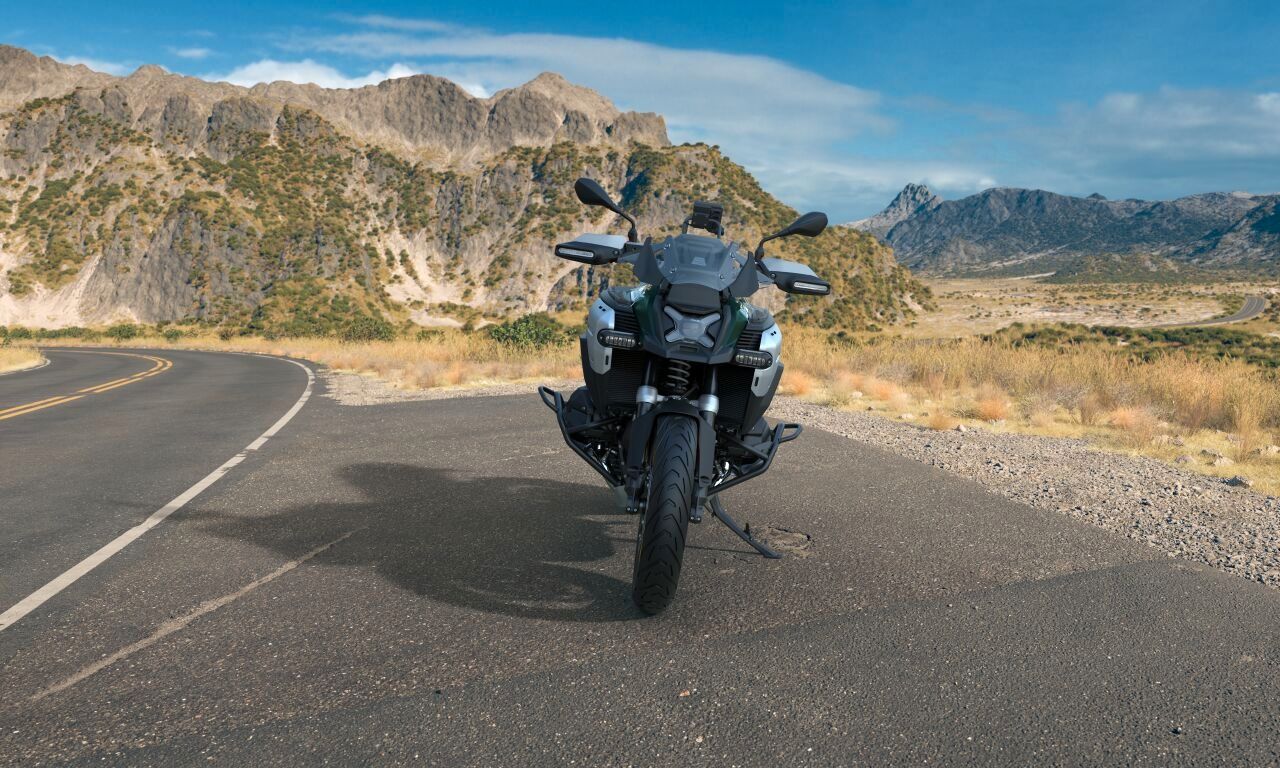 Fahrzeugabbildung BMW R 1300 GS Adventure Trophy ASA 3 Pakete Fahrzeug