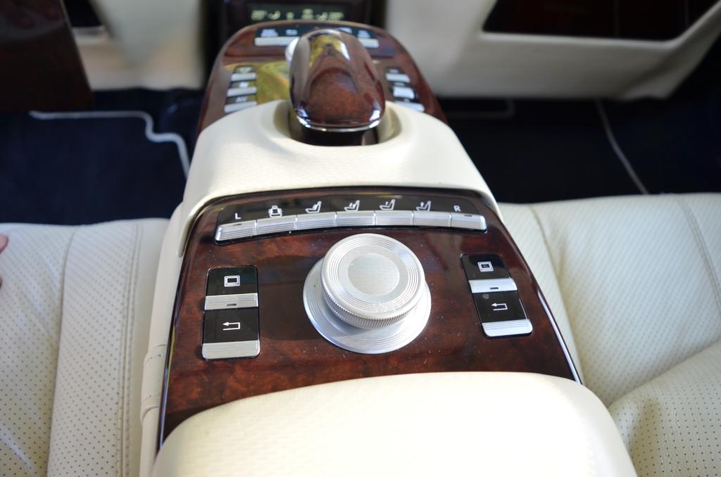 Mercedes-Benz S 600