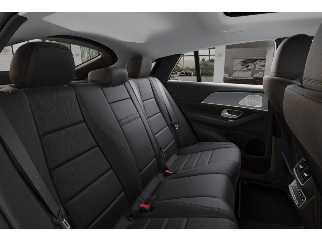 Mercedes-Benz GLE 300 d 4M Cp AMG-Sport Pano AHK Sitzkl HUD 21 foto 10