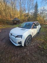 Renault R 5 Iconic Five 150 Comfort Range Iconic Jahresw - weiße Renault R 5