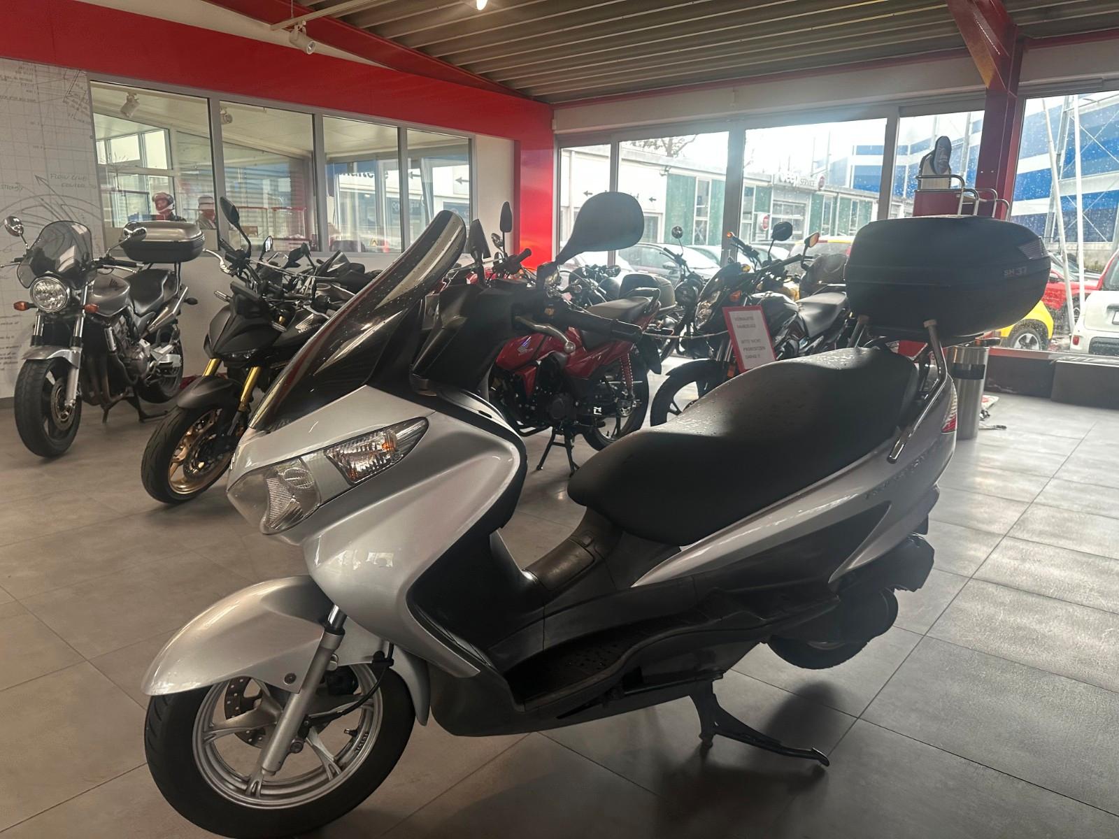 Suzuki Burgman 125