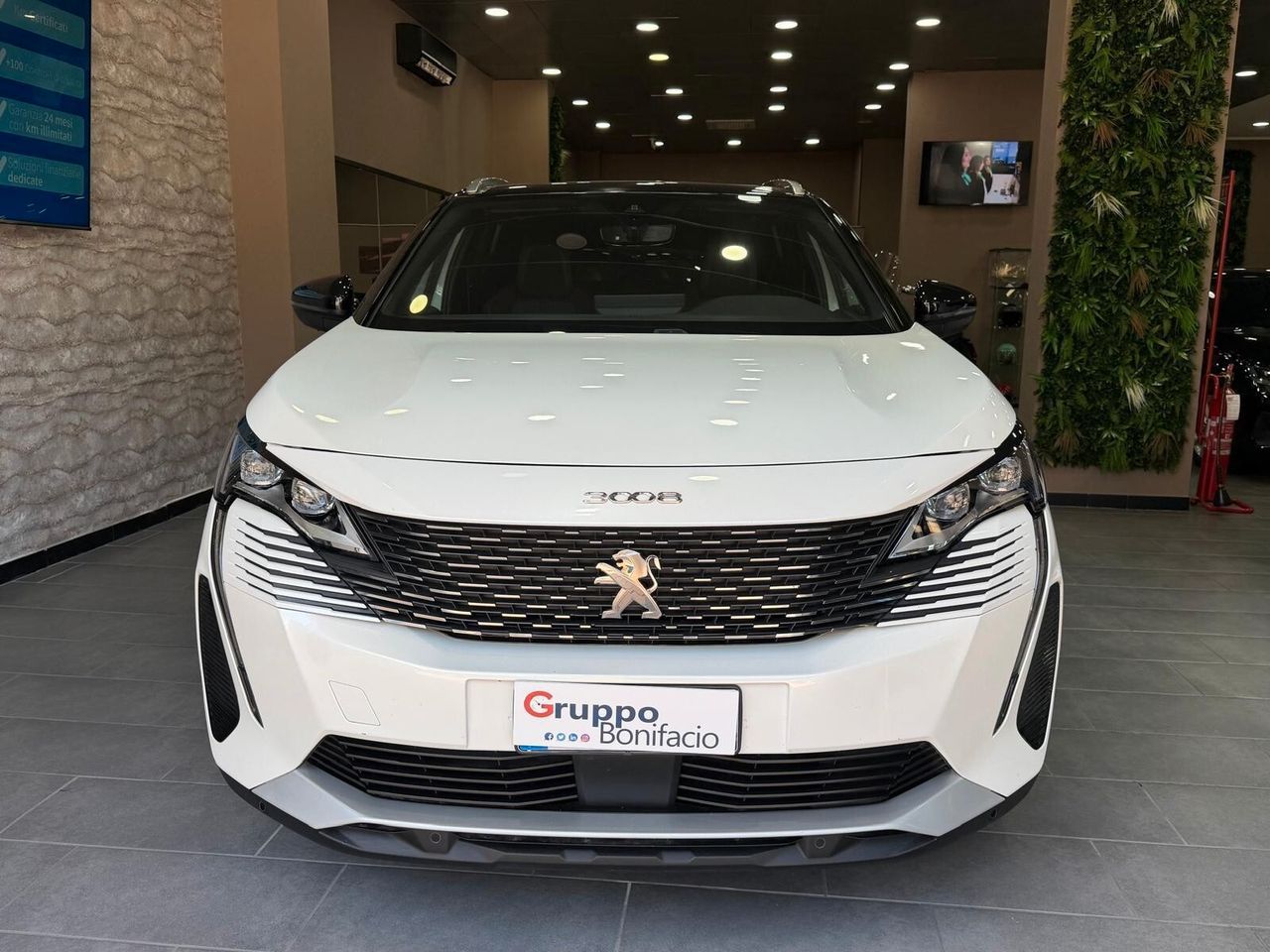 Peugeot 3008 BlueHDi 130 S&S EAT8 GT Pack - Perf imagem 2