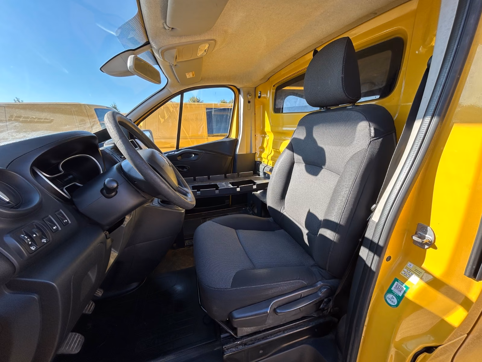 RENAULT TRAFIC L2H1 - 120ch - 52 000KMS