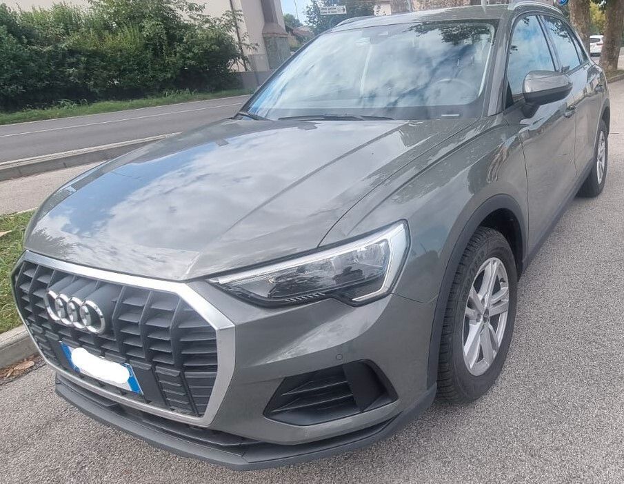 Audi Q3 - 1