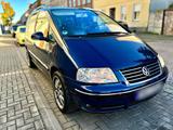 Volkswagen Notverkauf  VW Sharan Highline 2.0 TDI (2... - Volkswagen Sharan in Halle