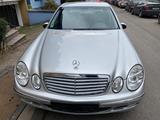 Mercedes-Benz E 240 4MATIC ELEGANCE Elegance - Mercedes-Benz E 240: Elegance