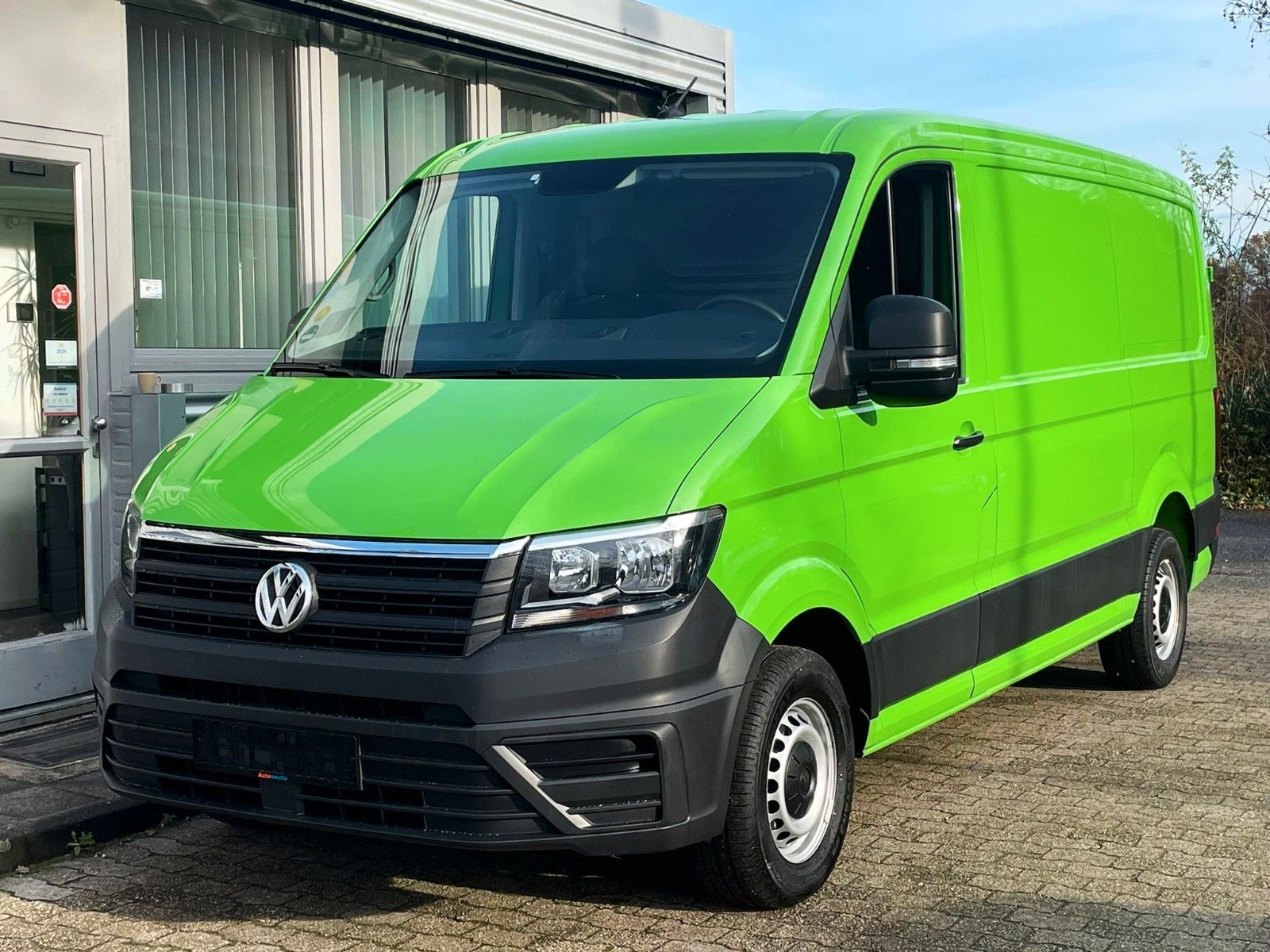 Fahrzeugabbildung Volkswagen Crafter 35 TDI L2 AUTOMATIK CAM SCHWINGSITZ EUR6